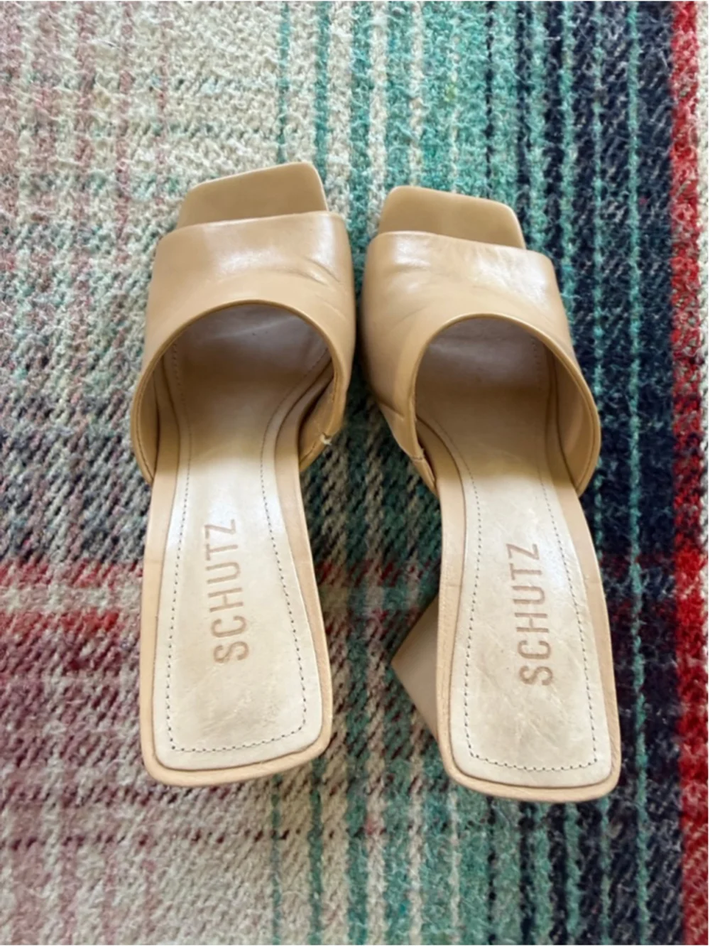 Women's Schutz Beige Square Toe Block Heel Mules Size 6 - Picture 3 of 4